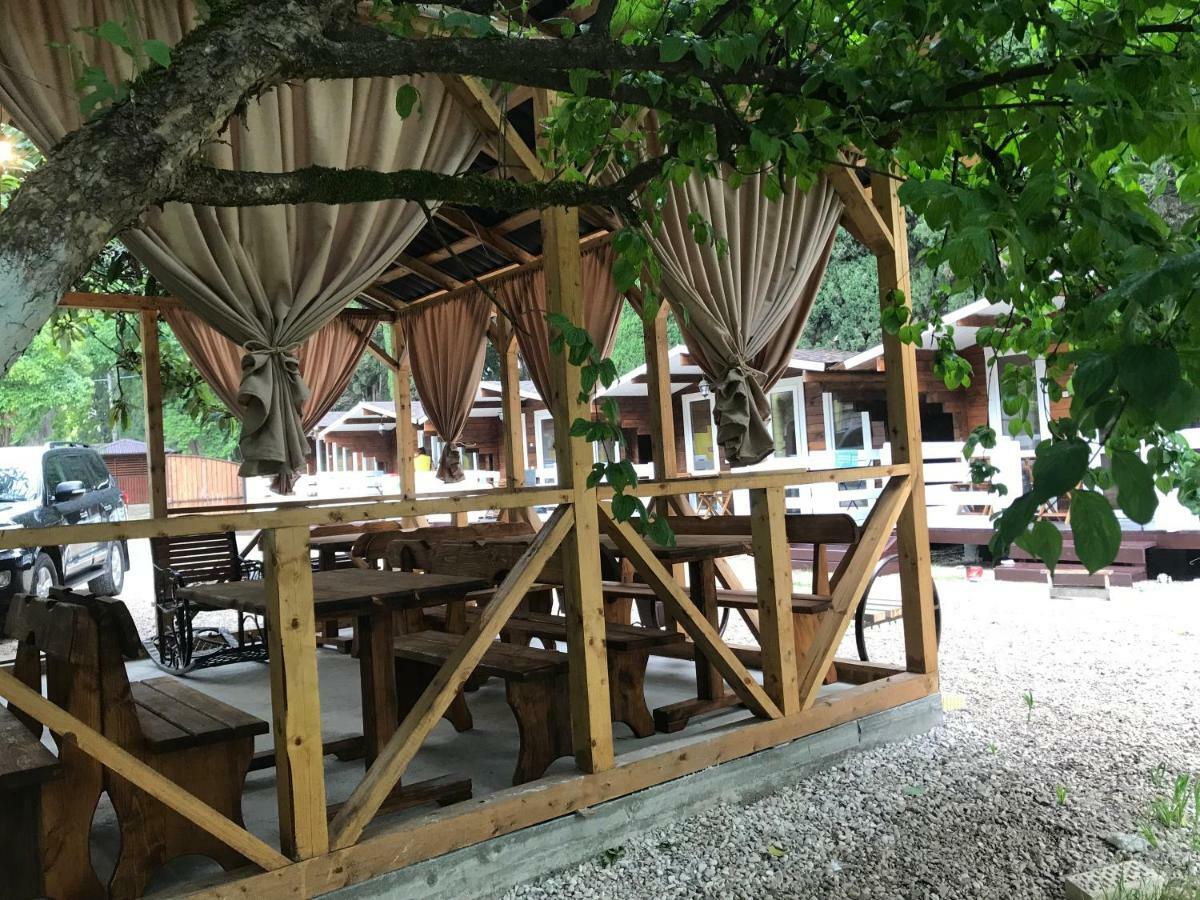 Гостевой Комплекс Парус Otel New Athos Dış mekan fotoğraf